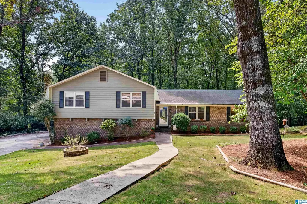 2813 Altadena South Way, HOOVER