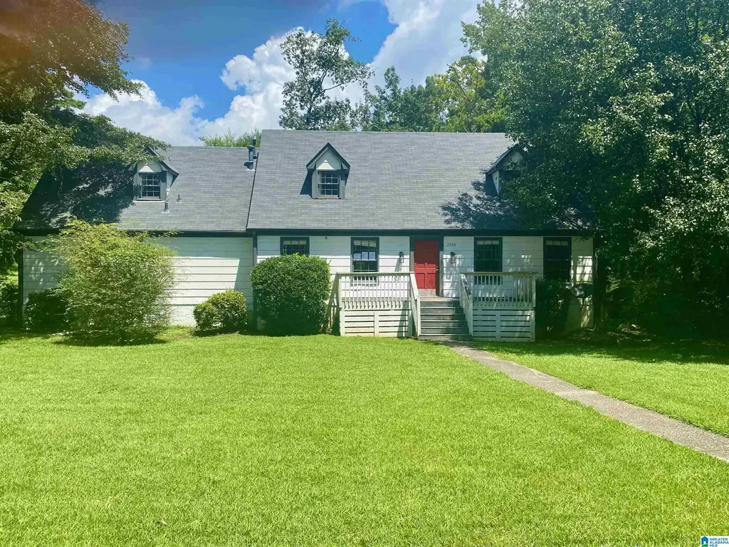 2205 Pioneer Drive, HOOVER