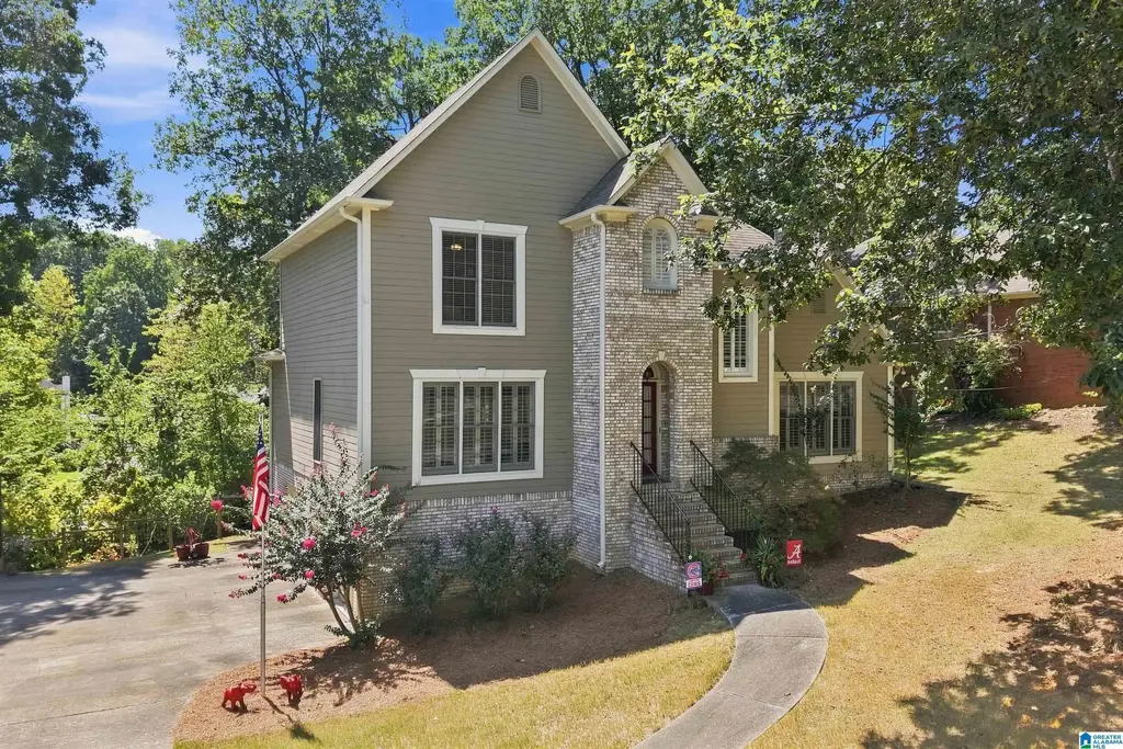 1913 Valewood Circle, HOOVER