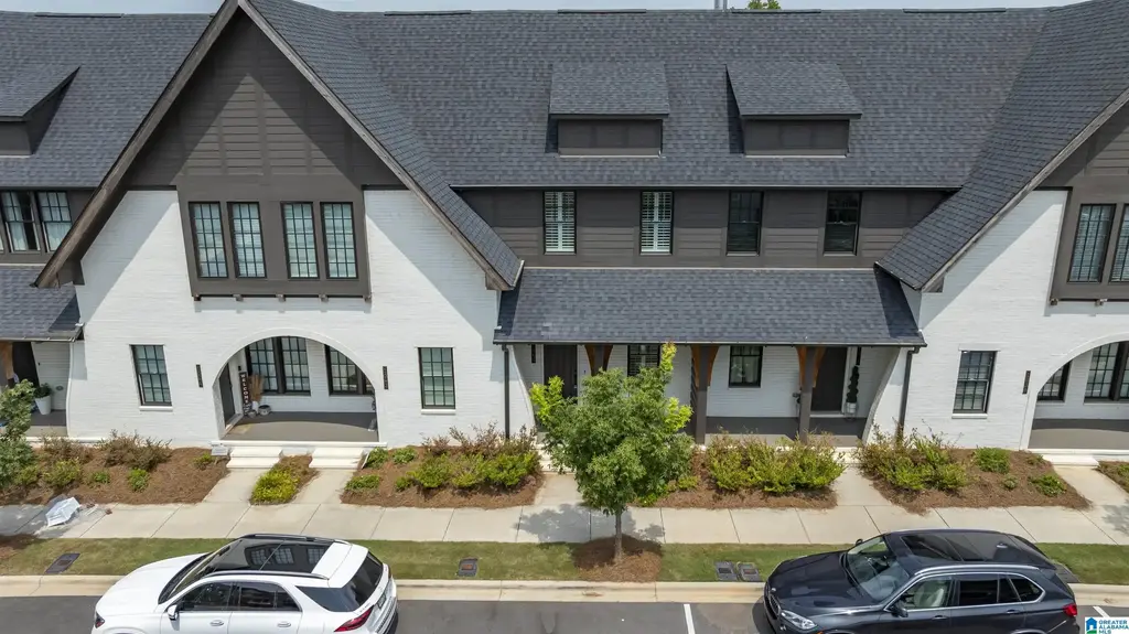 1040 Windsor Drive, HOOVER