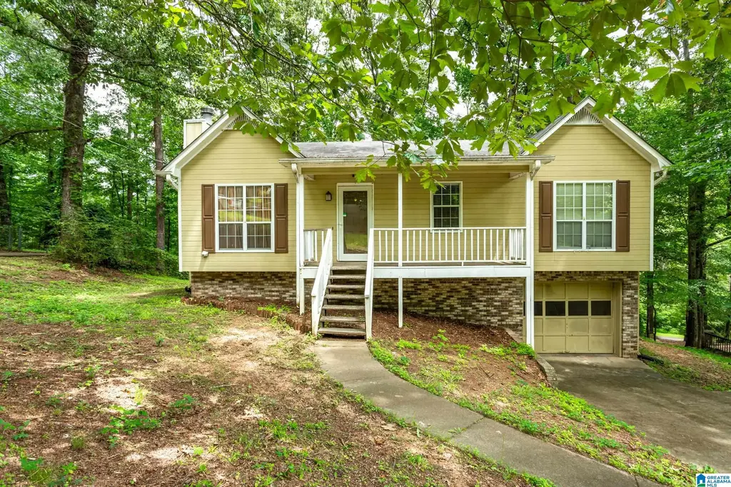 6822 Charles Drive, TRUSSVILLE