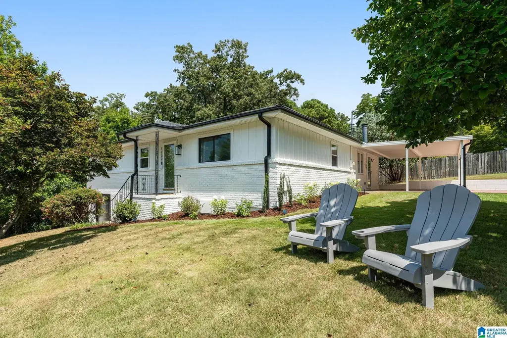 1109 Hardwick Lane, HOMEWOOD