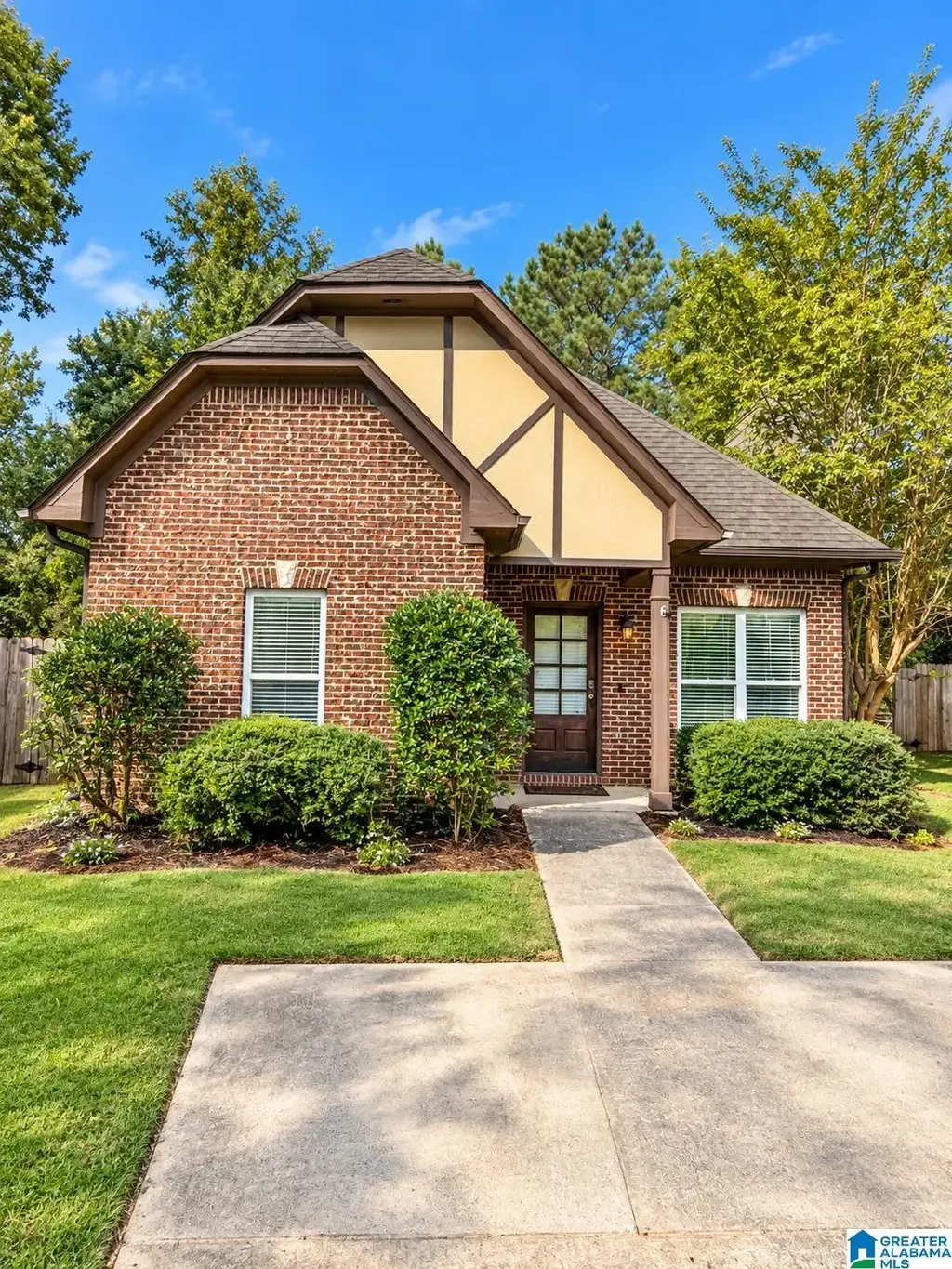 1212 Pebble Creek Circle, GARDENDALE