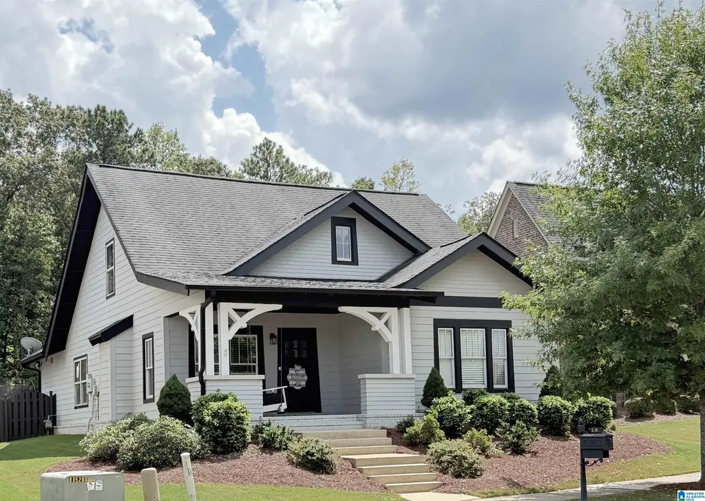 2496 Montauk Road, HOOVER