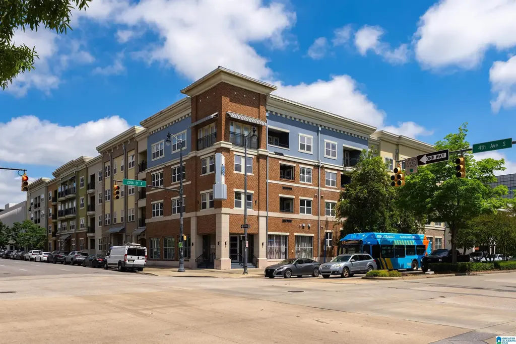 401 20th Street S 207, BIRMINGHAM
