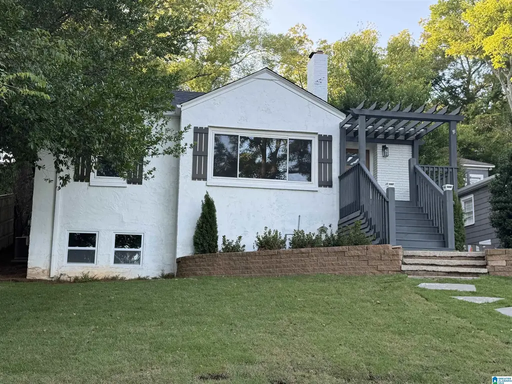 206 Mountain Avenue, MOUNTAIN BROOK