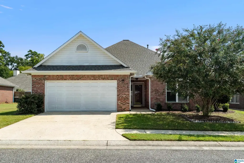 3633 Cedar Creek Circle, TRUSSVILLE