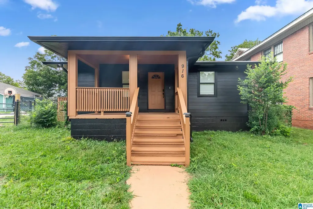 916 Mcmillon Avenue Sw, BIRMINGHAM