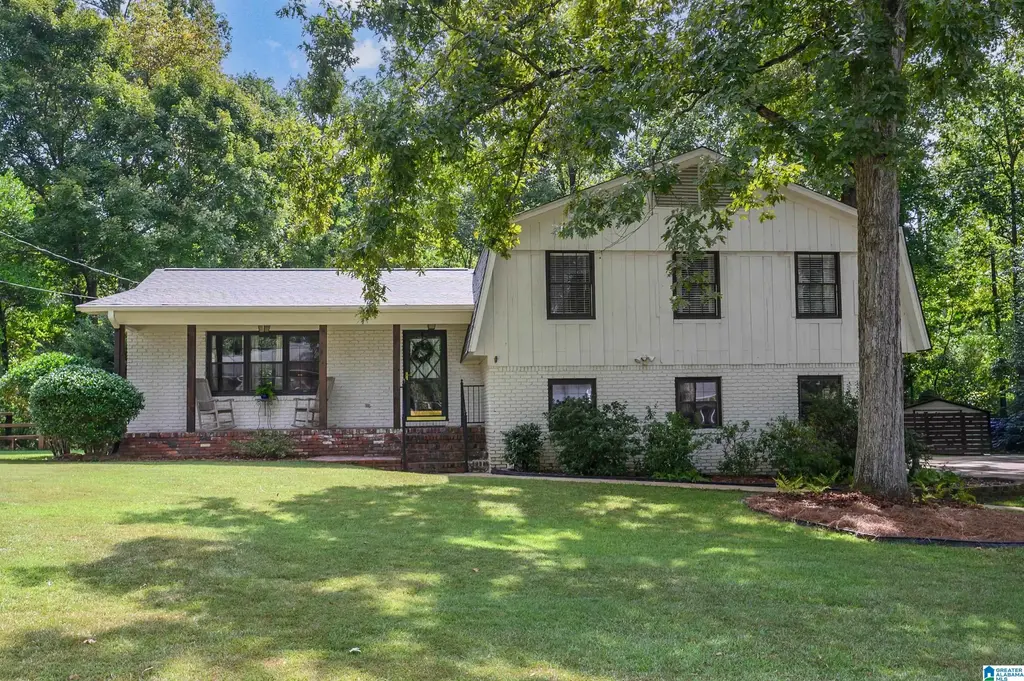 2757 Altadena Lake Drive, VESTAVIA HILLS
