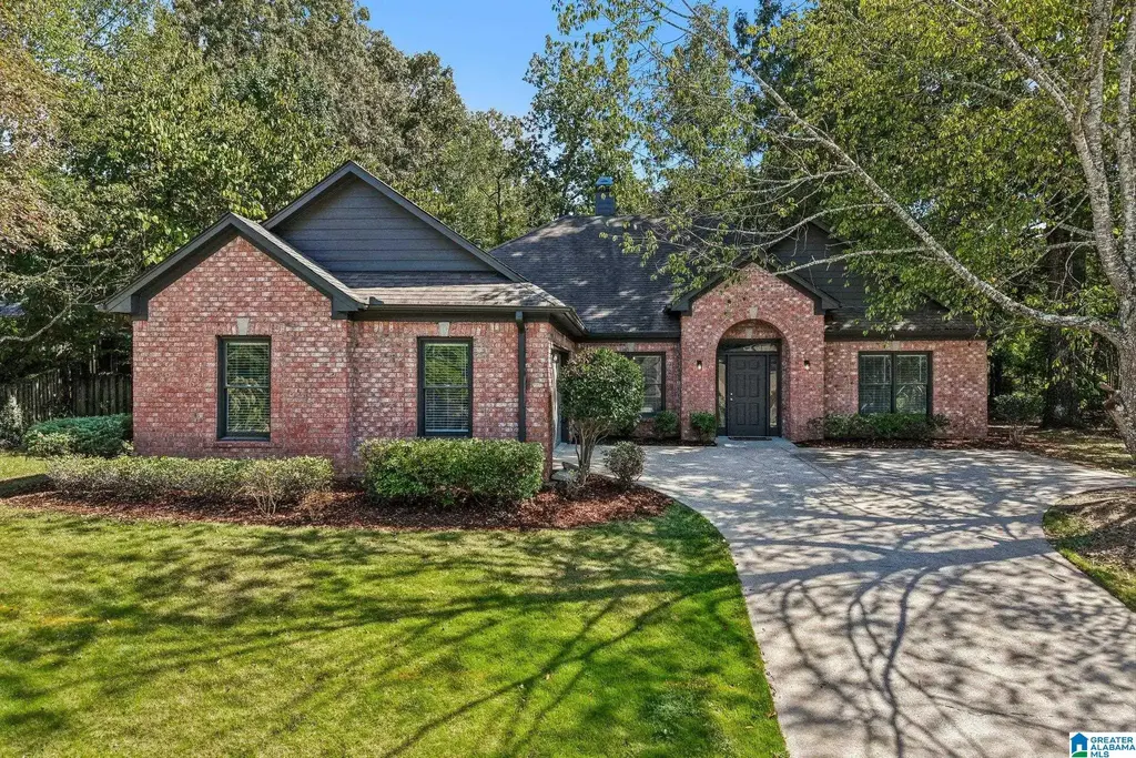 304 Eaton Circle, HOOVER