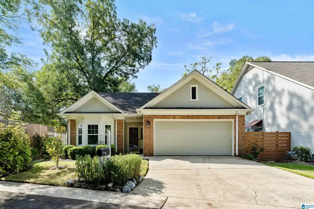 3025 Cobblestone Trace, VESTAVIA HILLS