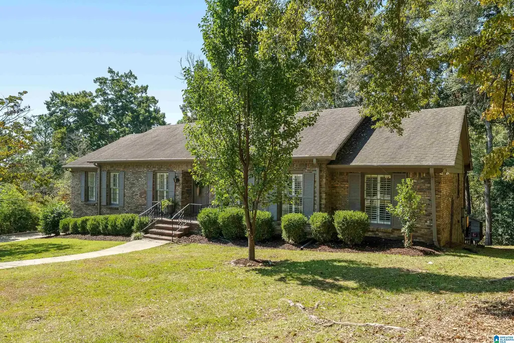 2658 Swiss Lane, HOOVER