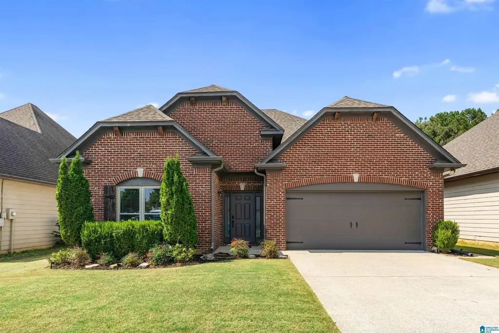 1077 Avalon Drive, MOODY