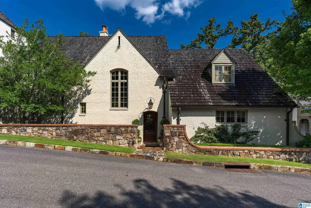 486 Botanical Place, MOUNTAIN BROOK
