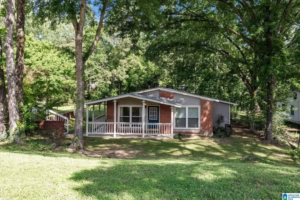 2184 Rocky Ridge Road, HOOVER