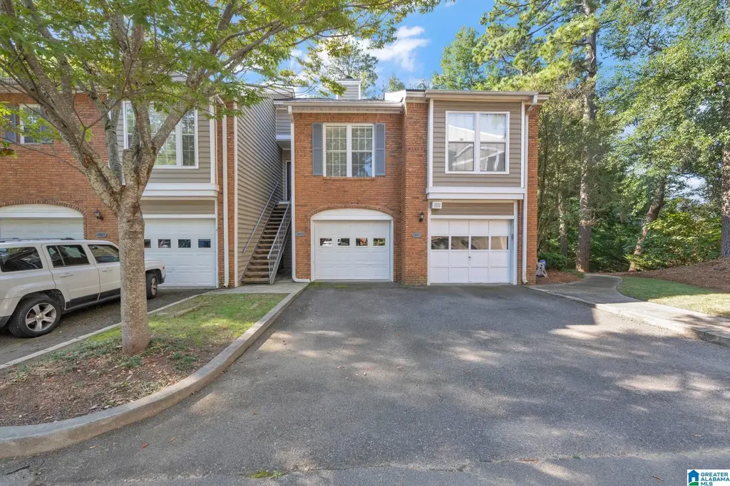 1953 Waterford Place 1953, HOOVER