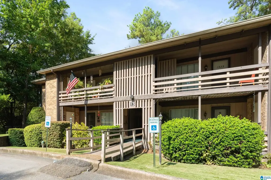 3101 Lorna Road 1311, HOOVER
