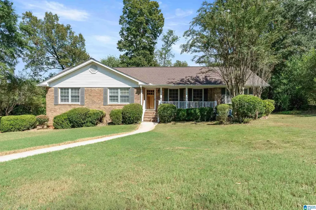 609 Dunmore Circle, HOOVER