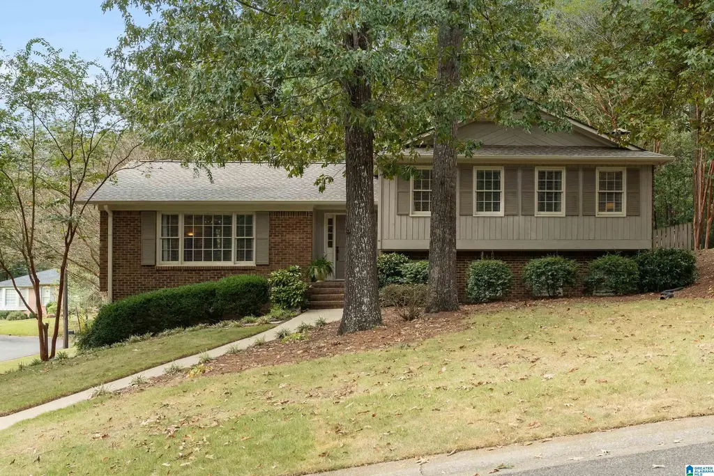 3550 Burntleaf Lane, HOOVER