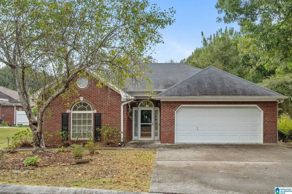 304 Creekside Lane, GARDENDALE