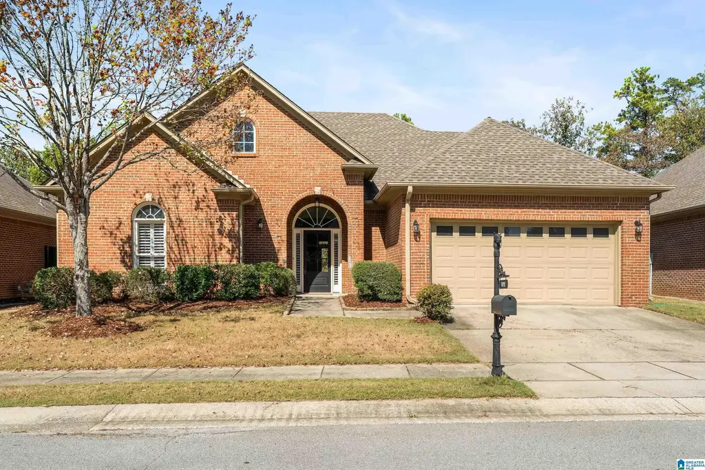 3712 Crossings Crest, HOOVER