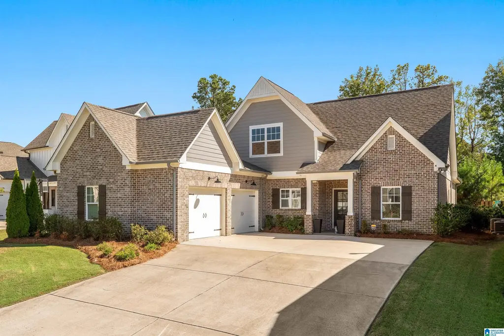 1966 Cyrus Cove Drive, HOOVER