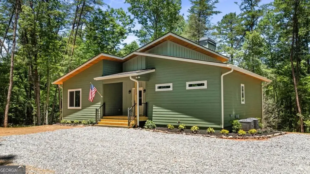 1043 Sunset Road, Epworth