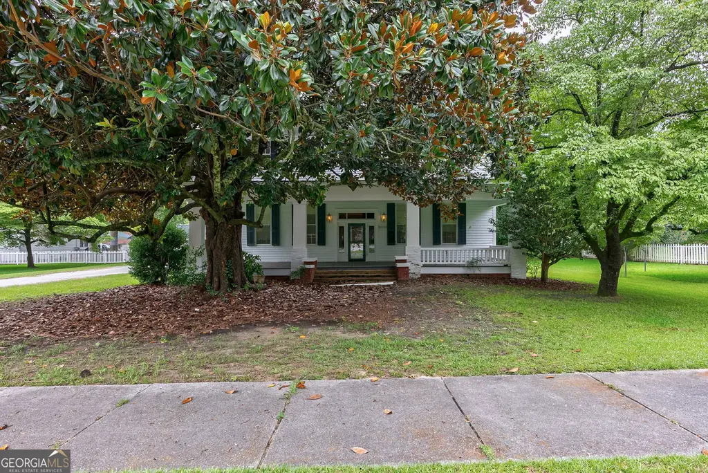 99 W Main Street, Gibson