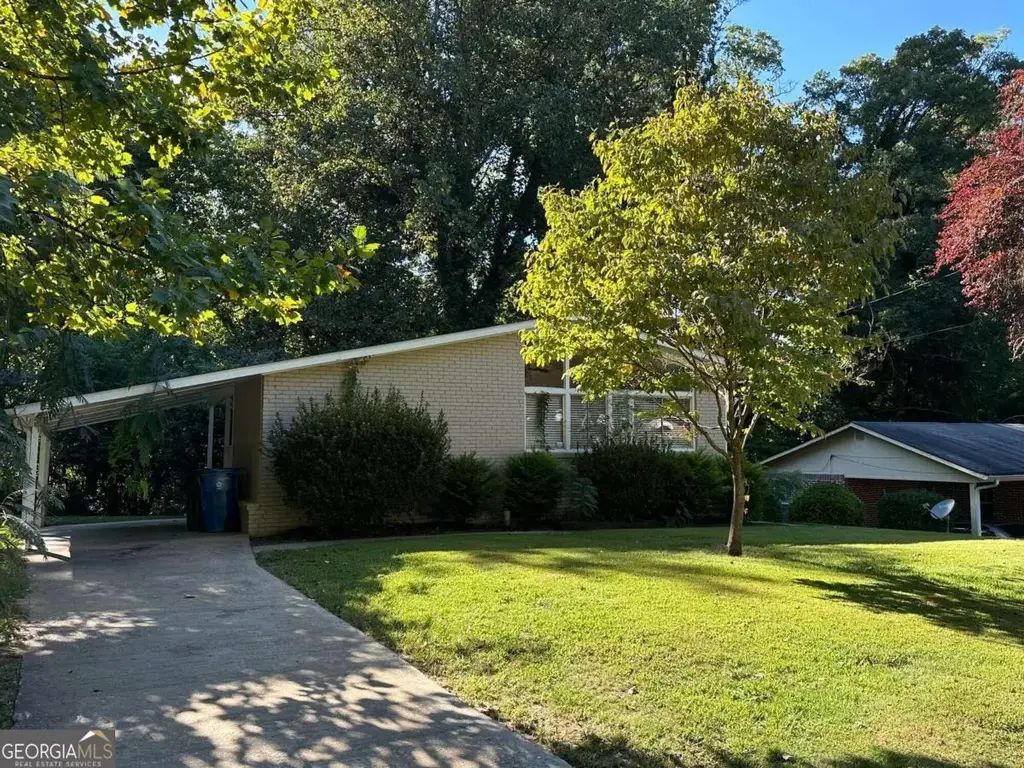 2213 Westover Drive, East Point