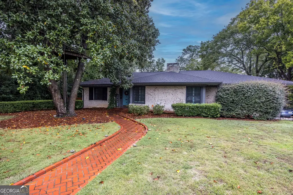 1513 Wells Drive, Columbus