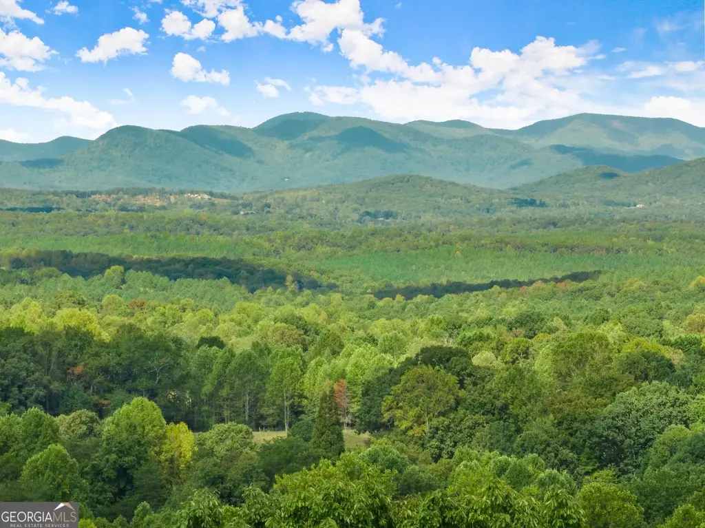 25 Long Mountain Trail, Cleveland