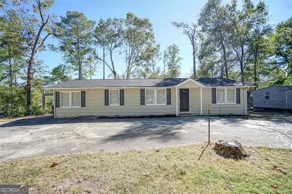 1092 W Adrian Circle Sw, Conyers