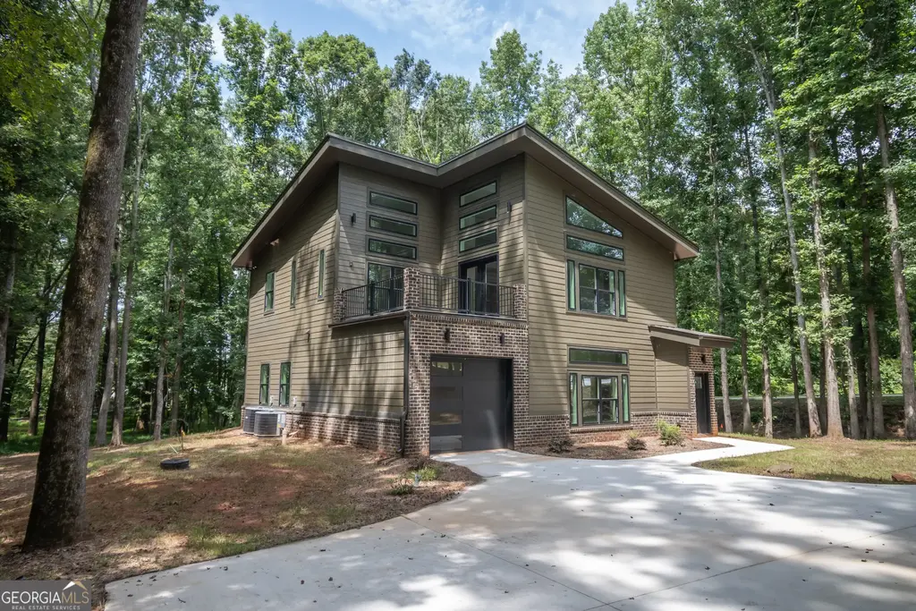 233 Bellamy Road, Athens