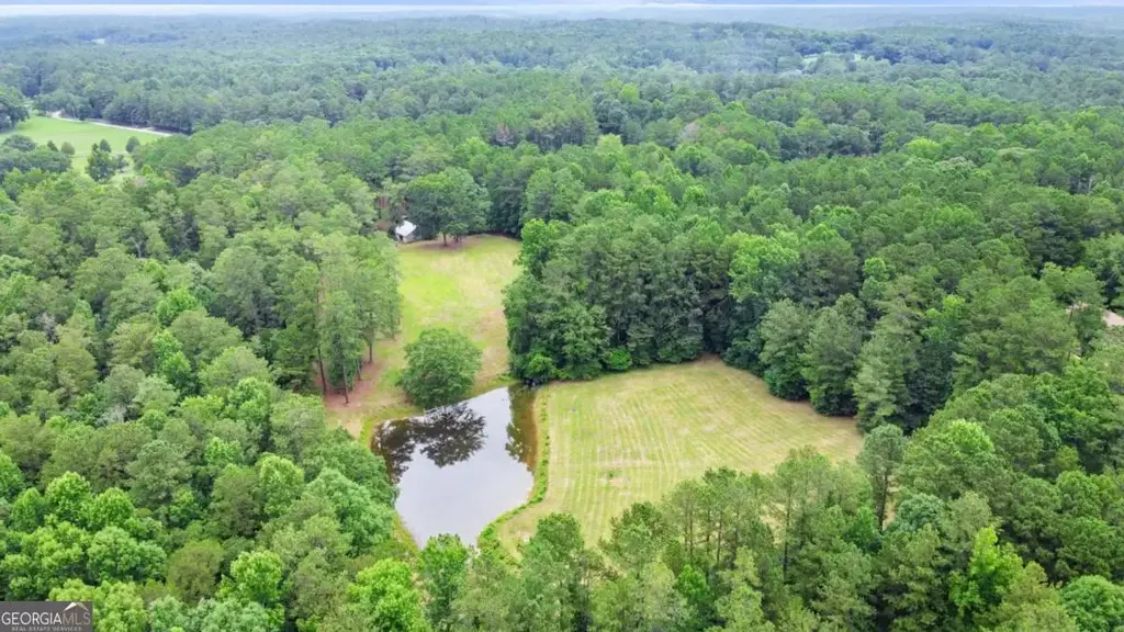 Hutcheson Ferry Road, Chattahoochee Hills