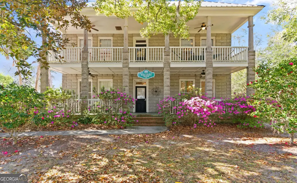 207 W Weed Street, St. Marys