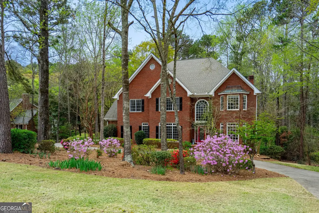 107 Windridge, LaGrange