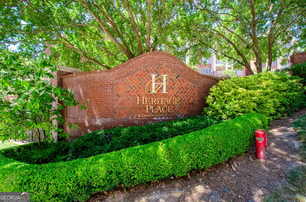 211 Colonial Homes Drive Nw 2304, Atlanta