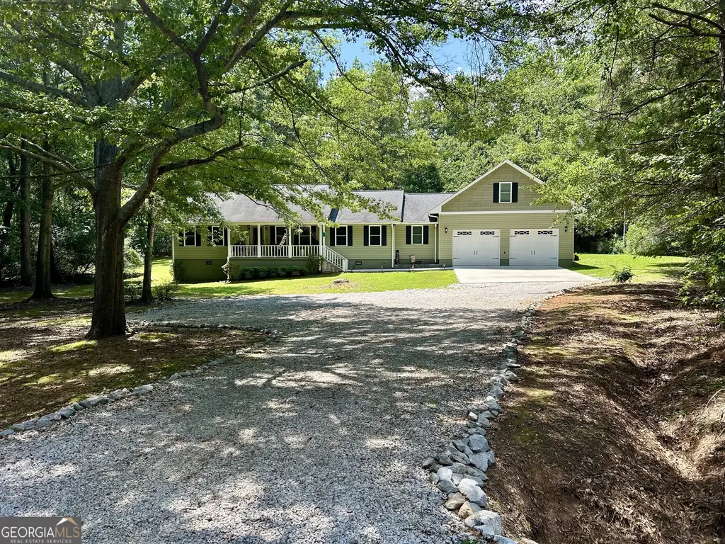 151 Evergreen Lane, Hartwell