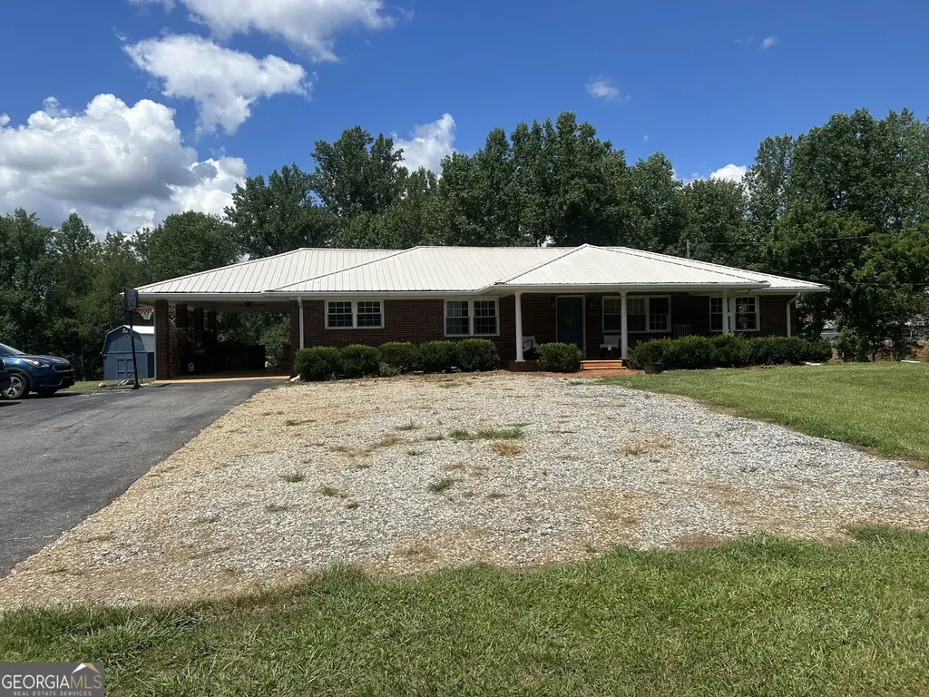 4039 Highway 19 N, Dahlonega