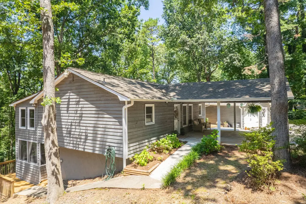 396 Cardinal Lane, Toccoa