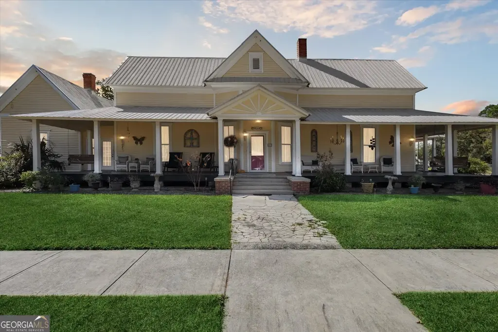 610 W Liberty Street, Claxton