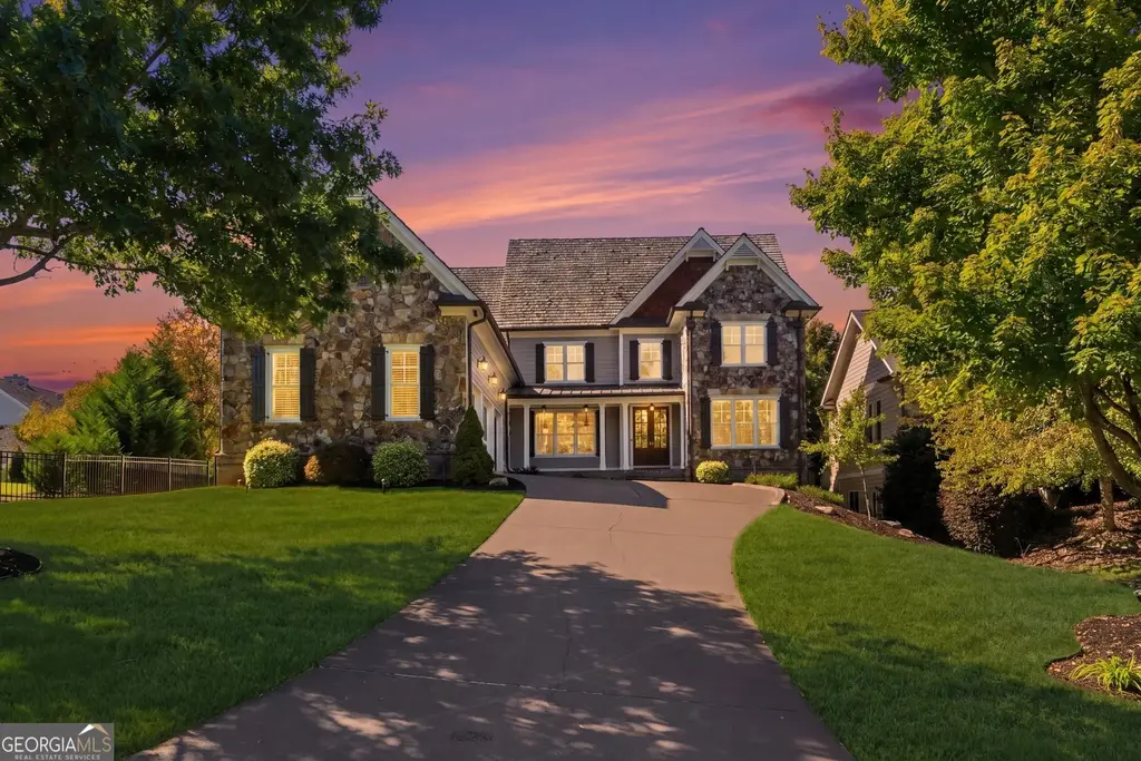 25 River Sound Circle, Dawsonville