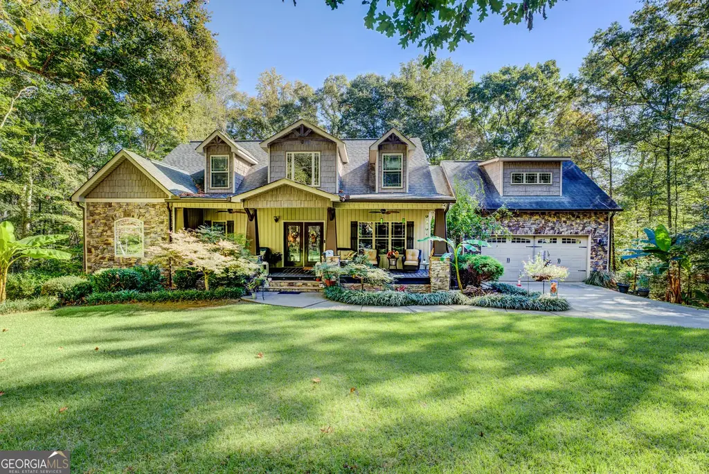 613 Van Morrison Road, Monticello