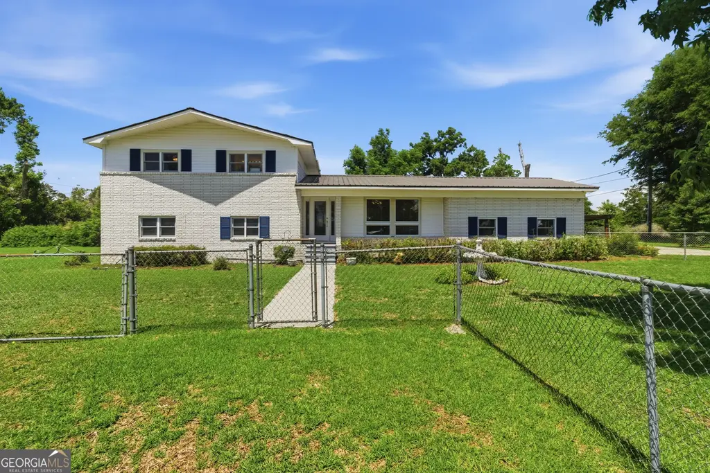 27 Park Lane, Hazlehurst