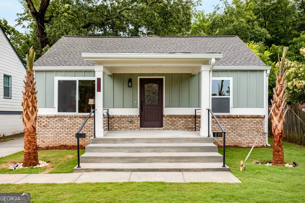 1328 Gus Thornhill Jr Drive, East Point