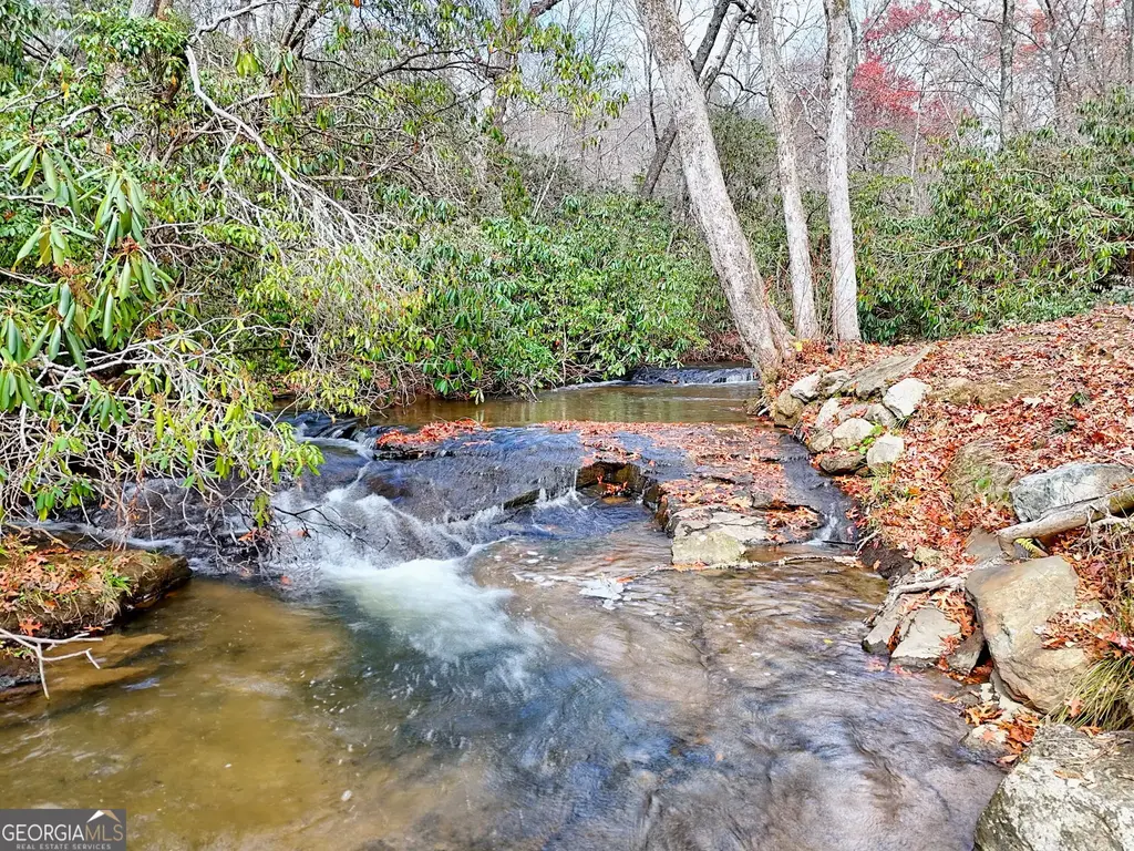 7829 Dillard Road, Scaly Mtn