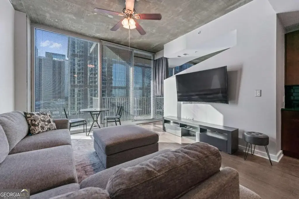 400 W Peachtree Street Nw 1009, Atlanta