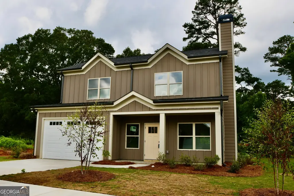 327 Andover Drive, Athens