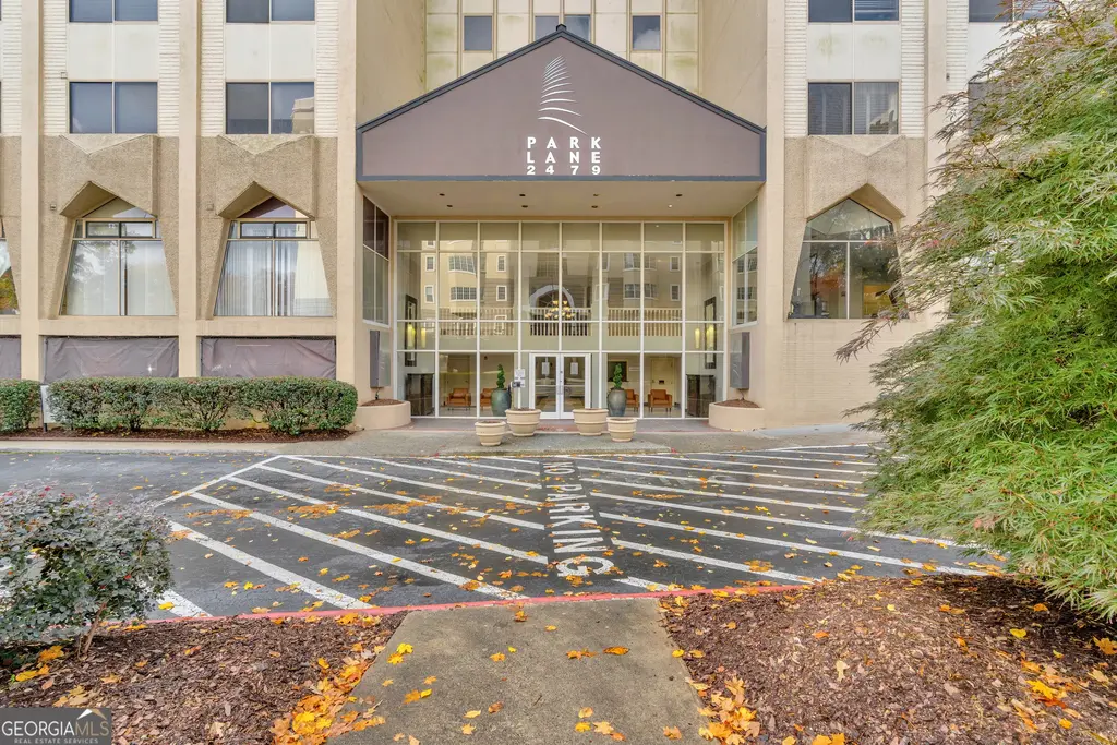 2479 Peachtree Road Ne Apt 506, Atlanta