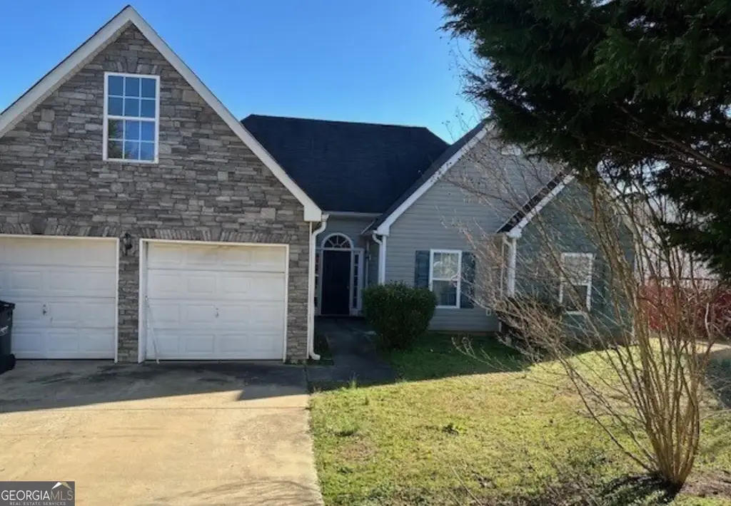 312 Vineyard Ridge Lane, Griffin